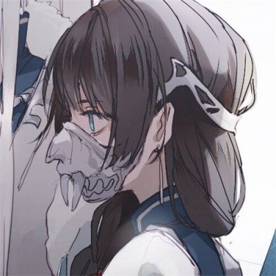 贵阳突降冰雹 市民称堆到车门高度